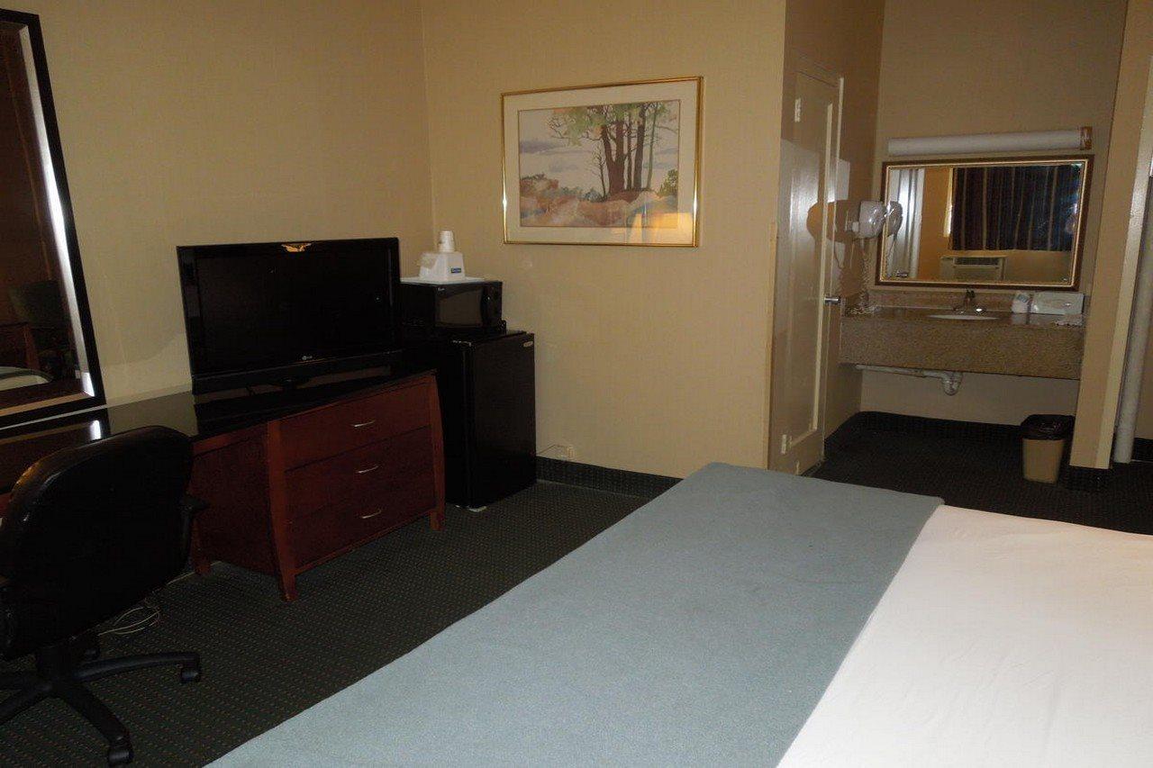 ทราเวลลอดจ์ บาย วินด์แฮม ซิลเวอร์สปริง Hotel ภายนอก รูปภาพ