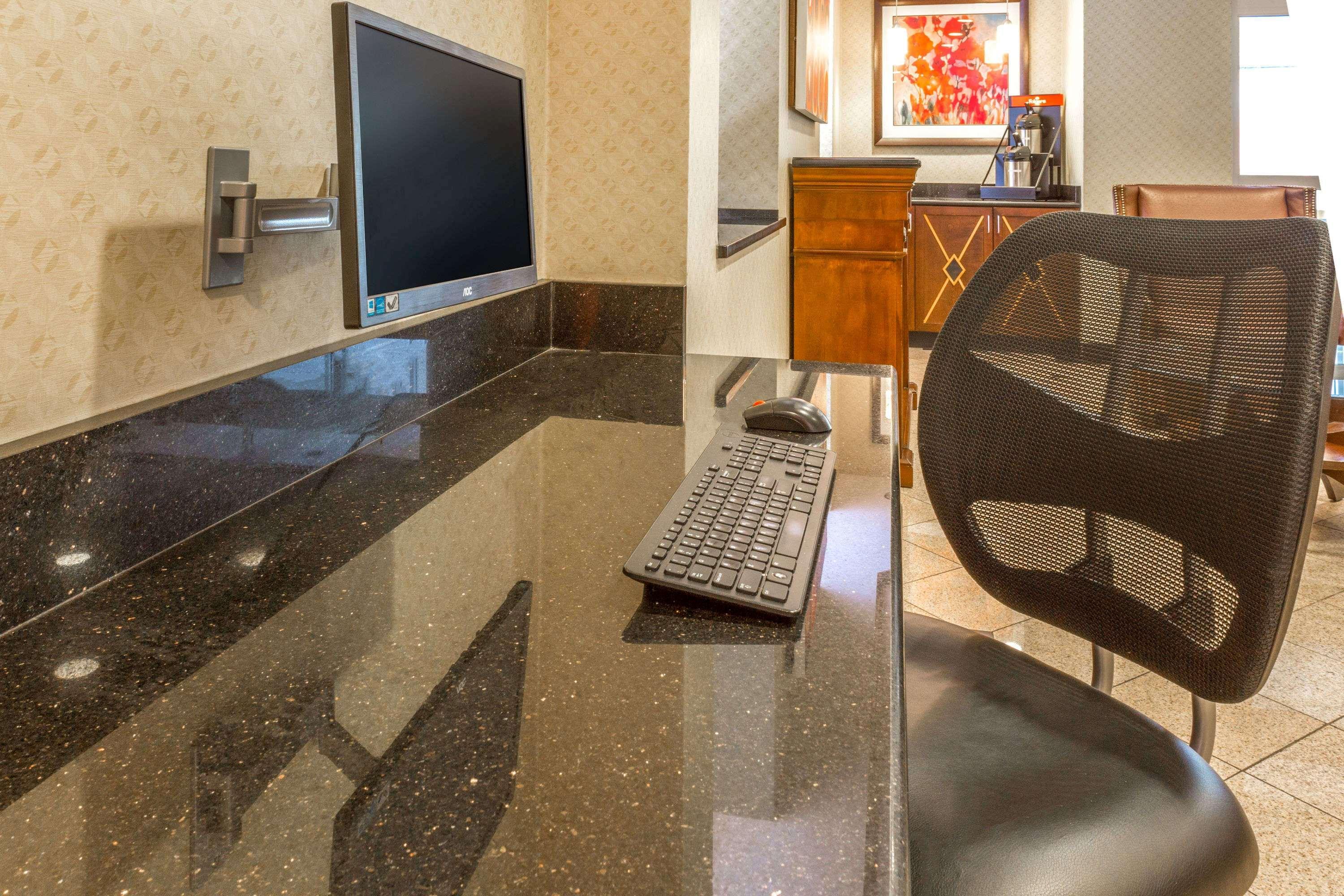 ทราเวลลอดจ์ บาย วินด์แฮม ซิลเวอร์สปริง Hotel ภายนอก รูปภาพ