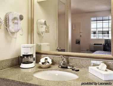 ทราเวลลอดจ์ บาย วินด์แฮม ซิลเวอร์สปริง Hotel ห้อง รูปภาพ